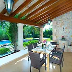 Villa Tancotes *